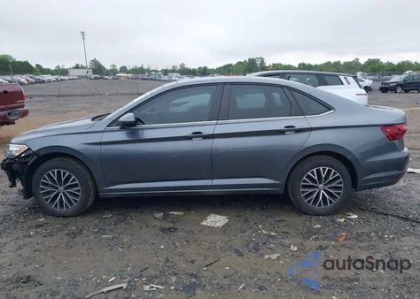 2021 Volkswagen Jetta 1.4T R-Line/1.4T S/1.4T Se z USA, uszkodzony, nr VIN 3VWC57BU2MM103489